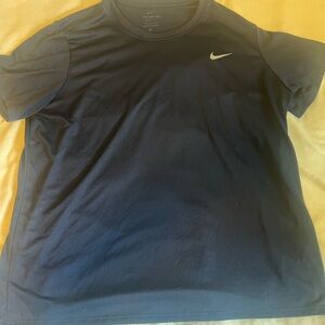Nike Men's Dark Blue Short Sleeve Tee